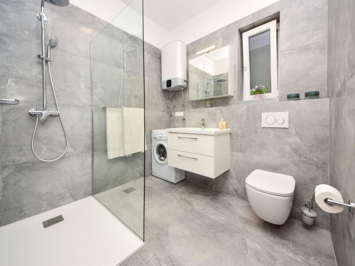 Apartment Marija By Interhome ซูเปตาร์ ภายนอก รูปภาพ